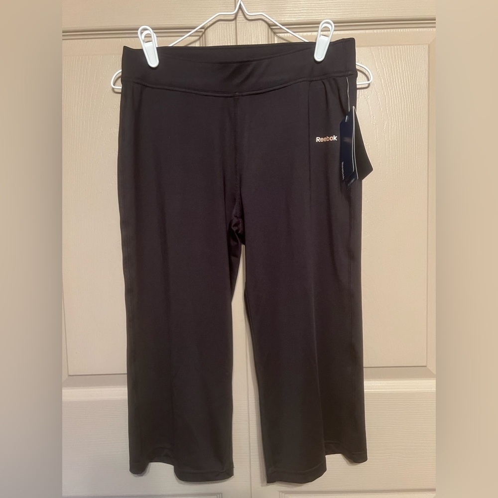Reebok Black Athletic Capris Moisture-Wicking